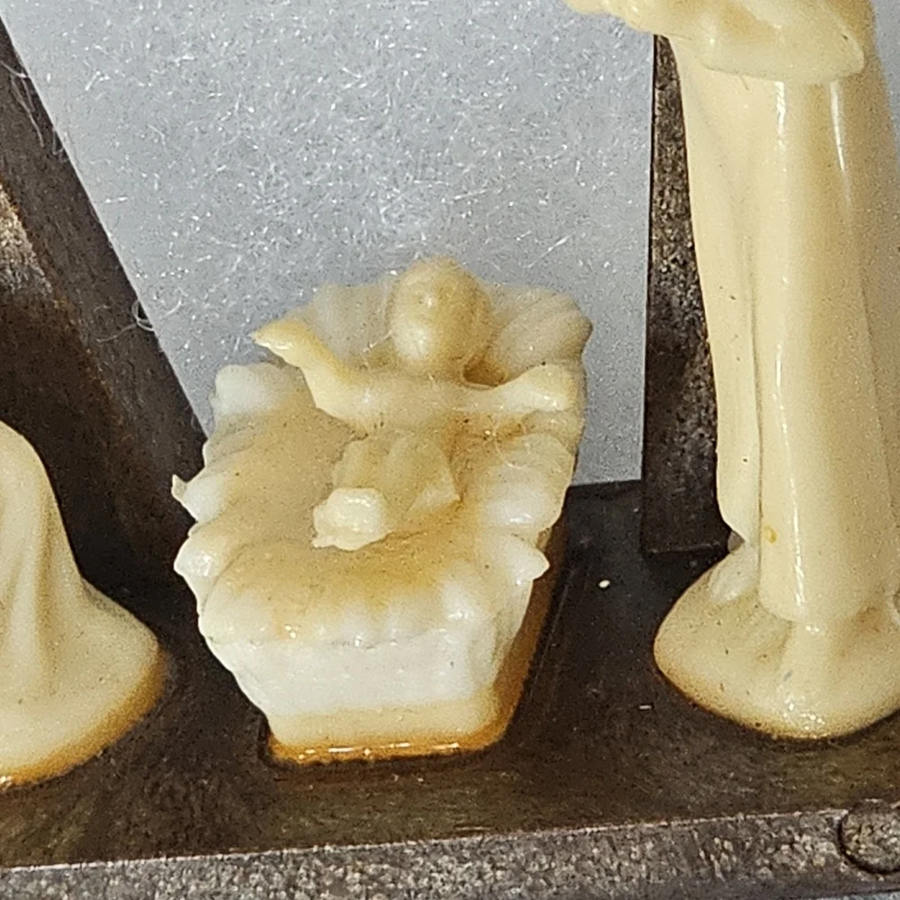 Nativity Figurine Ornament Plastic Mary Joseph Jesus Bethlehem Virgin Christmas